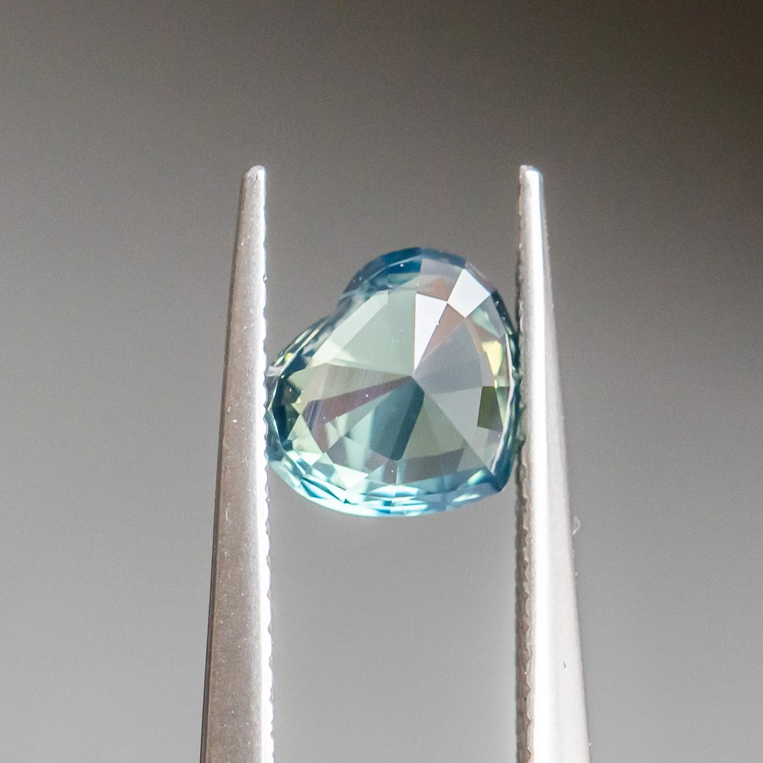 1.61CT HEART MADAGASCAR SAPPHIRE, SILKY PARTI TEAL BLUE GREEN, 7.33X6.50X4.37MM, UNTREATED