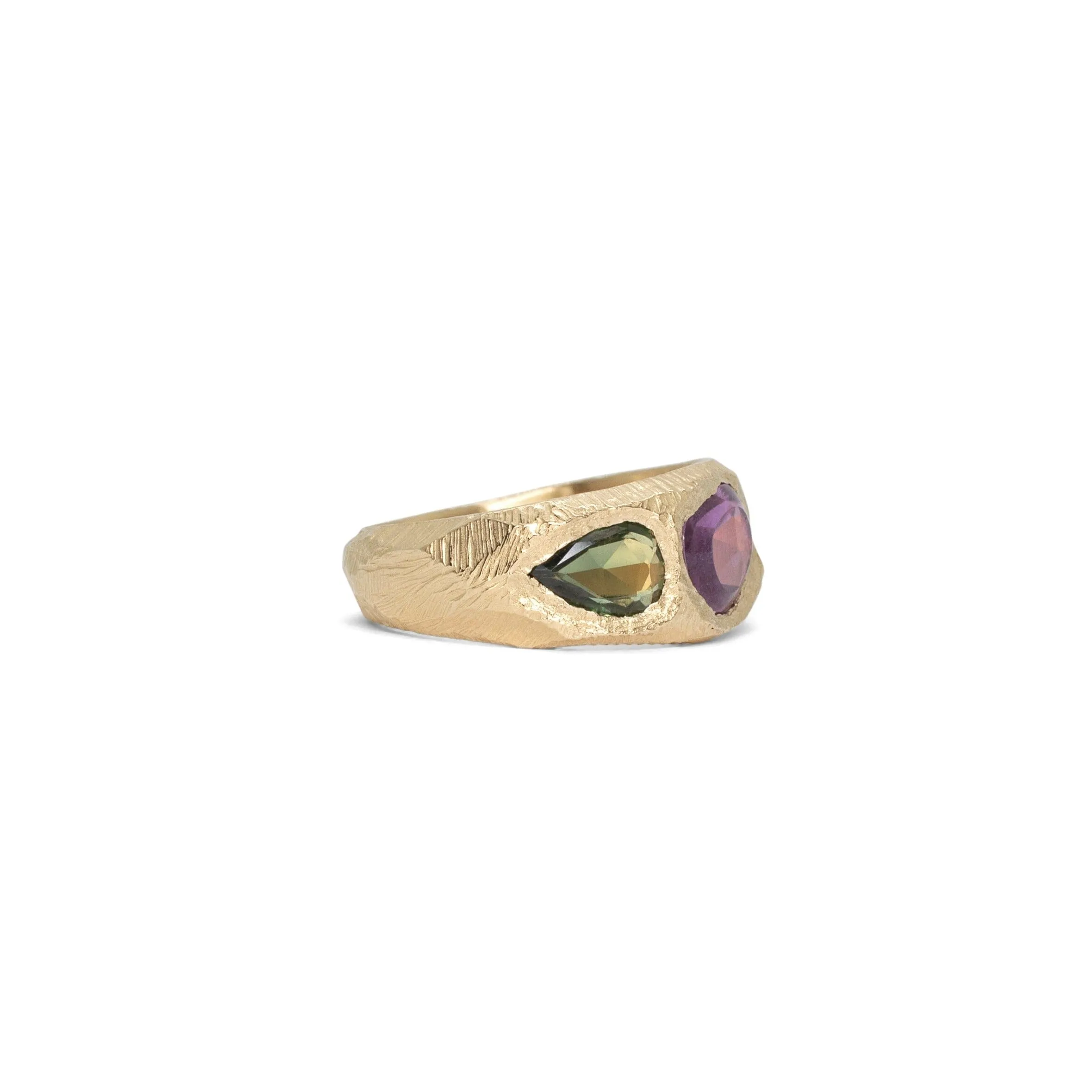 18K Three Stone Ring in Dark Pink and and Green Sapphire