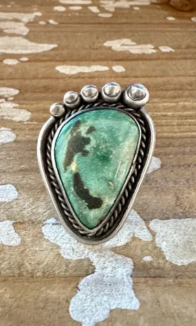 BEST FOOT FORWARD Vintage Handmade Large Ring Sterling Silver & Turquoise  Size 6 1/2