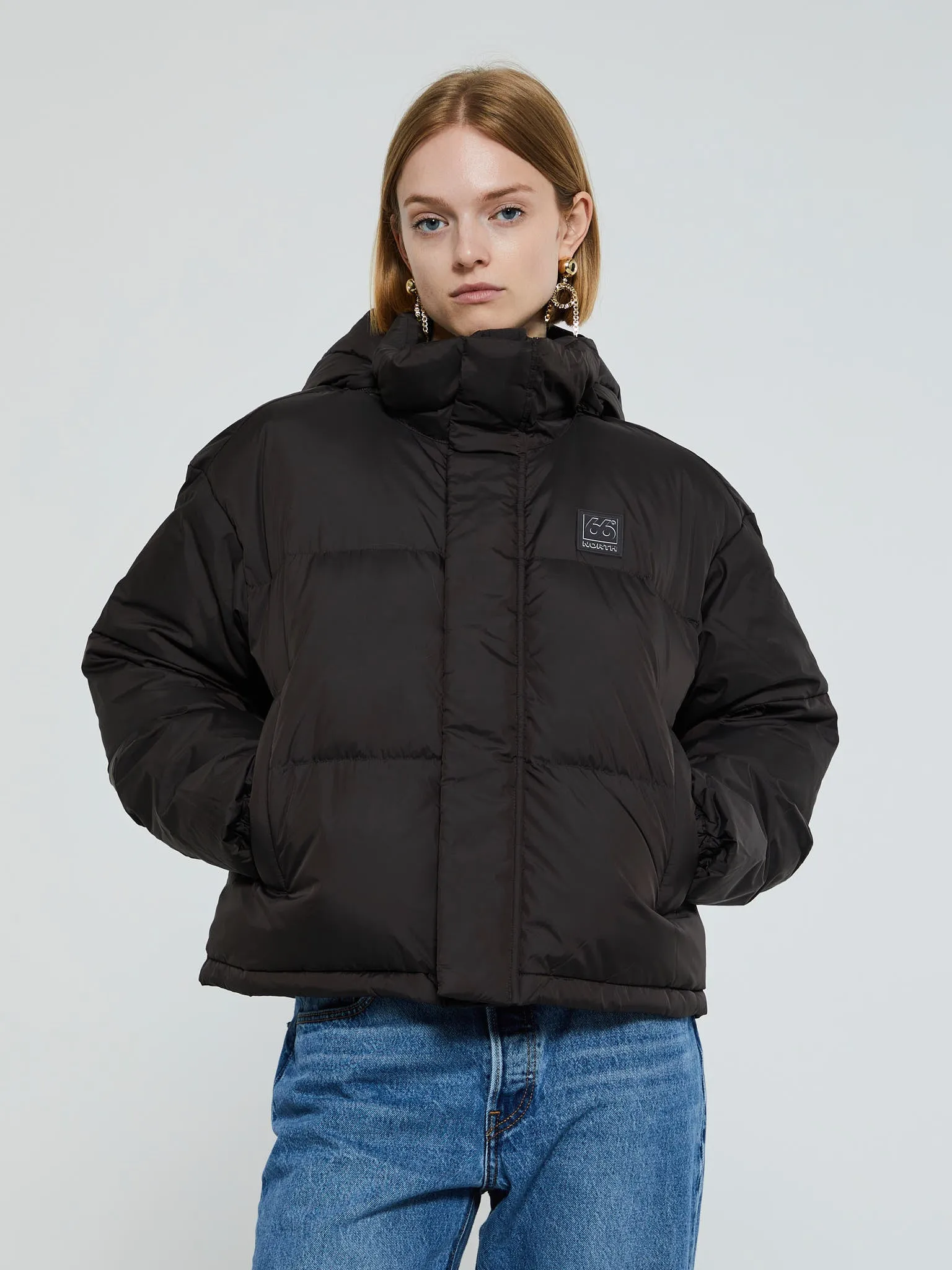 Dyngja Down Cropped Jacket in Licorice