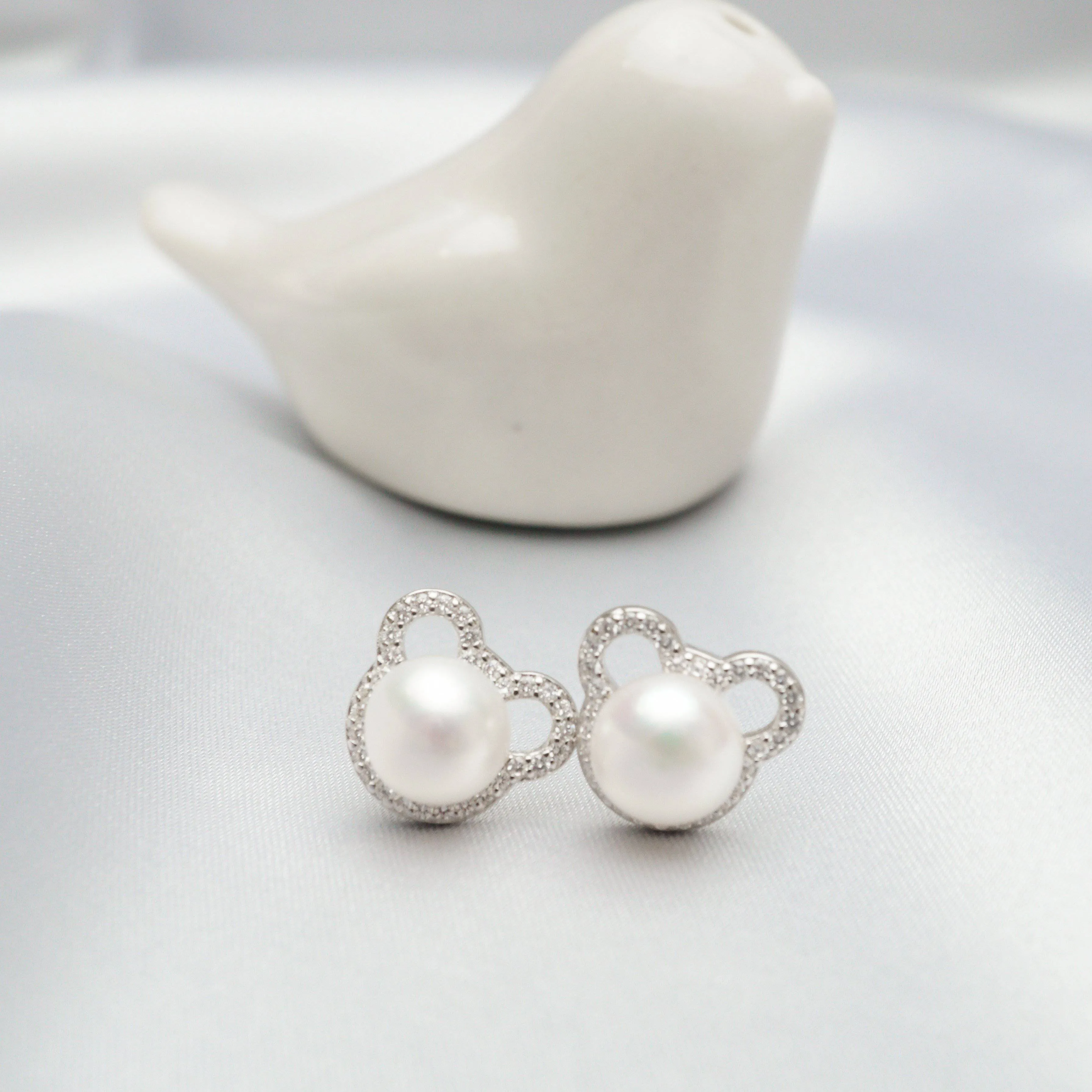 Wonderland Freshwater Pearl Earrings WE00075